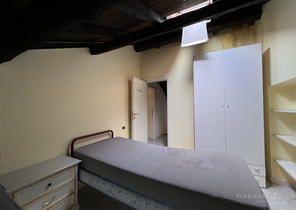 Appartamenti quadrilocale in vendita , Filattiera, località Caprio