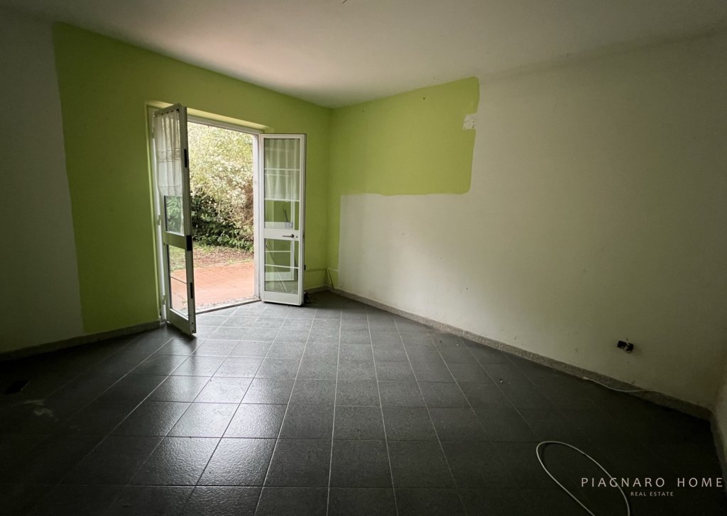 Appartamenti in vendita  230 m² buono stato, Zeri, località Coloretta