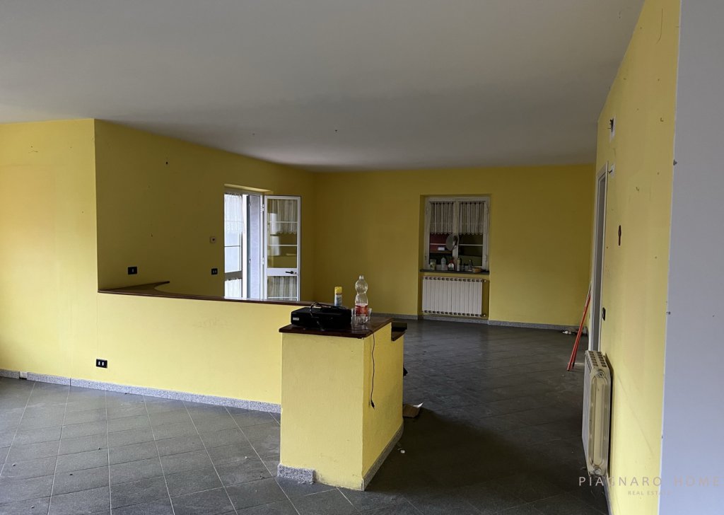 Appartamenti in vendita  230 m² buono stato, Zeri, località Coloretta