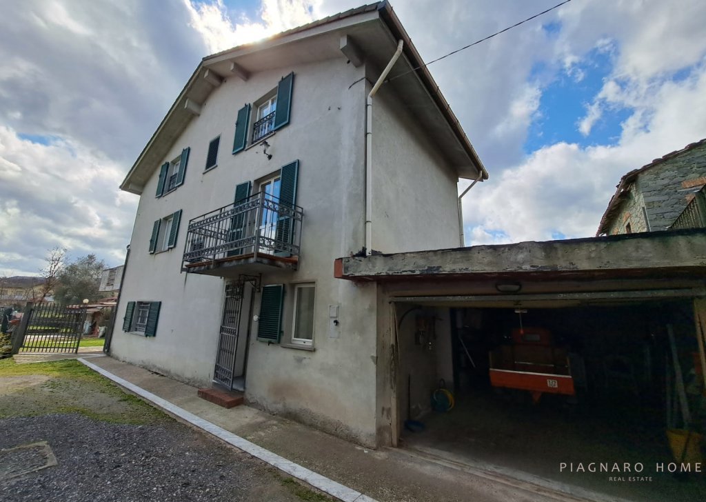 Case Indipendenti in vendita  170 m² buono stato, Mulazzo, località Arpiola