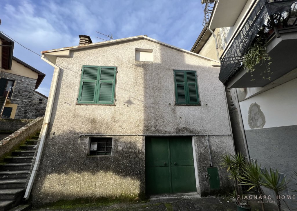 Vendita Case nel borgo Villafranca in Lunigiana - Casa nel borgo di Mocrone Località Mocrone