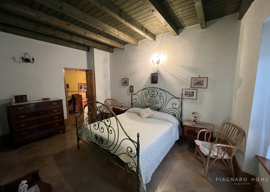 Rustici e Casali in vendita  810 m² ottime condizioni, Pontremoli, località San Cristoforo