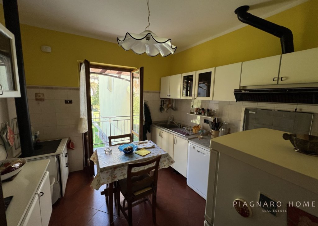 Rustici e Casali in vendita  160 m², Filattiera, località Migliarina